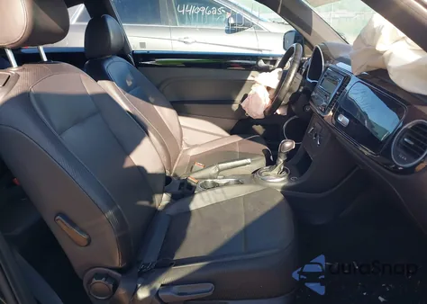 2012 Volkswagen Beetle 2.5L из США, поврежденный, VIN 3VWJP7AT7CM605665